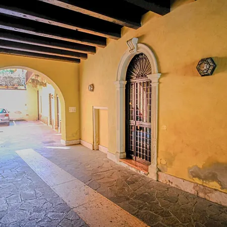 Veronetta Bohemien - Il Balcone * 维罗纳
